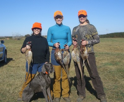 Women-Hunting-for-Pheasant-400x330.jpg